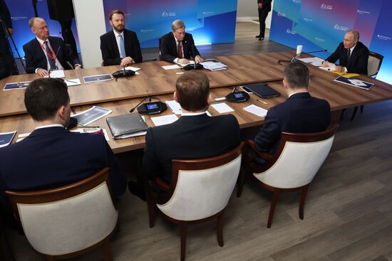 Russia Putin North Western Federal District