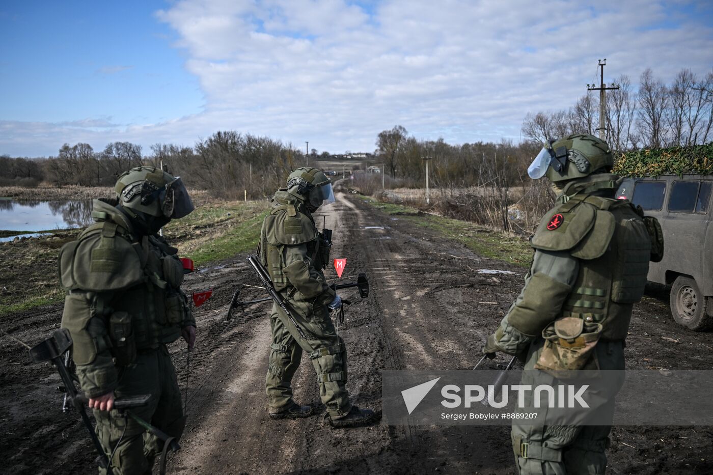 Russia Ukraine Kursk Attack Demining