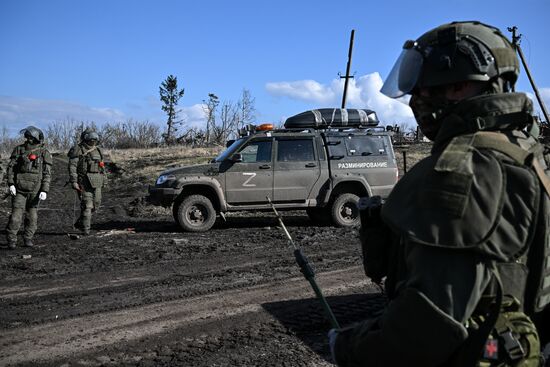 Russia Ukraine Kursk Attack Demining