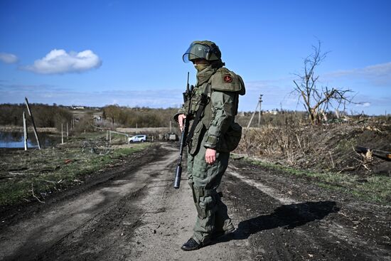 Russia Ukraine Kursk Attack Demining