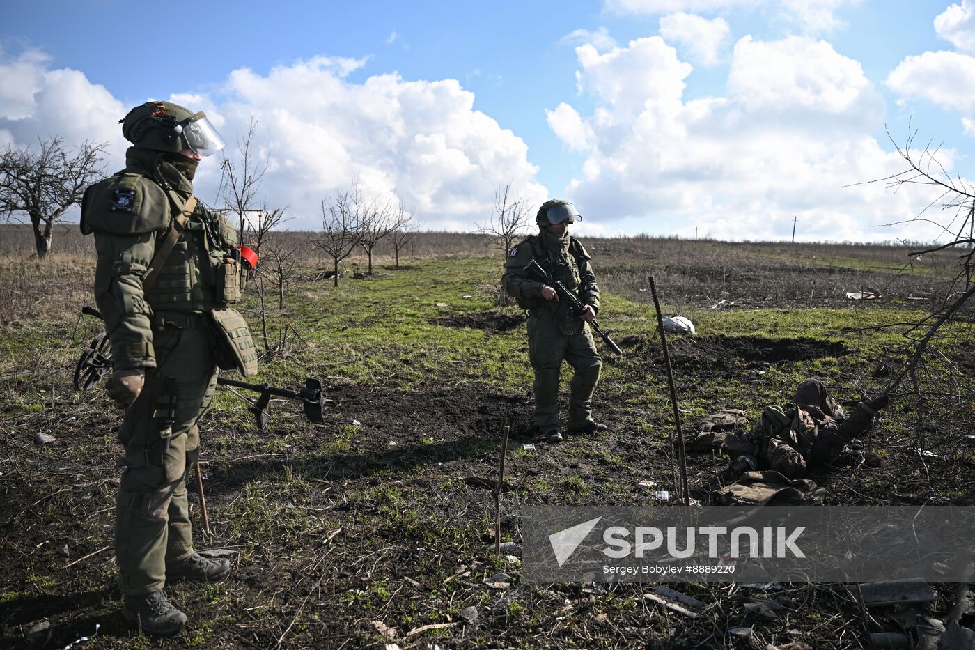 Russia Ukraine Kursk Attack Demining