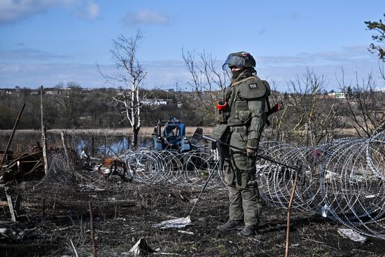 Russia Ukraine Kursk Attack Demining