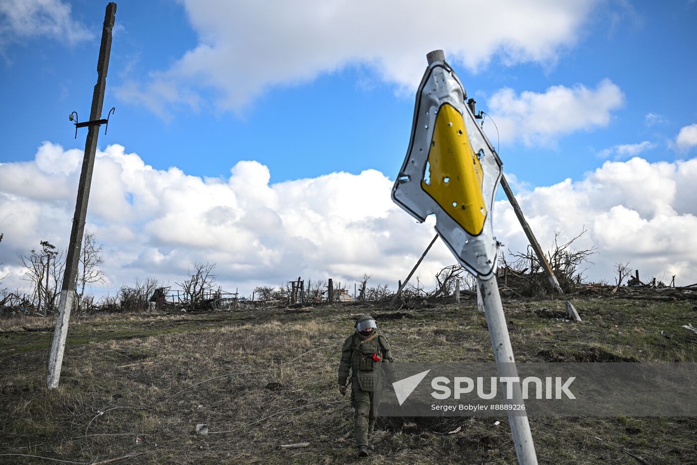 Russia Ukraine Kursk Attack Demining