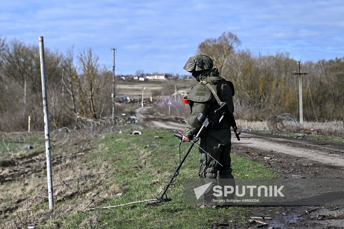 Russia Ukraine Kursk Attack Demining