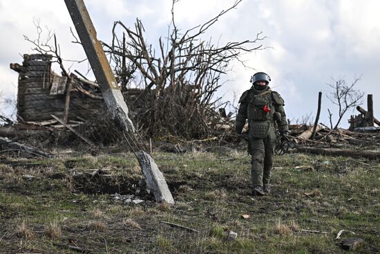 Russia Ukraine Kursk Attack Demining