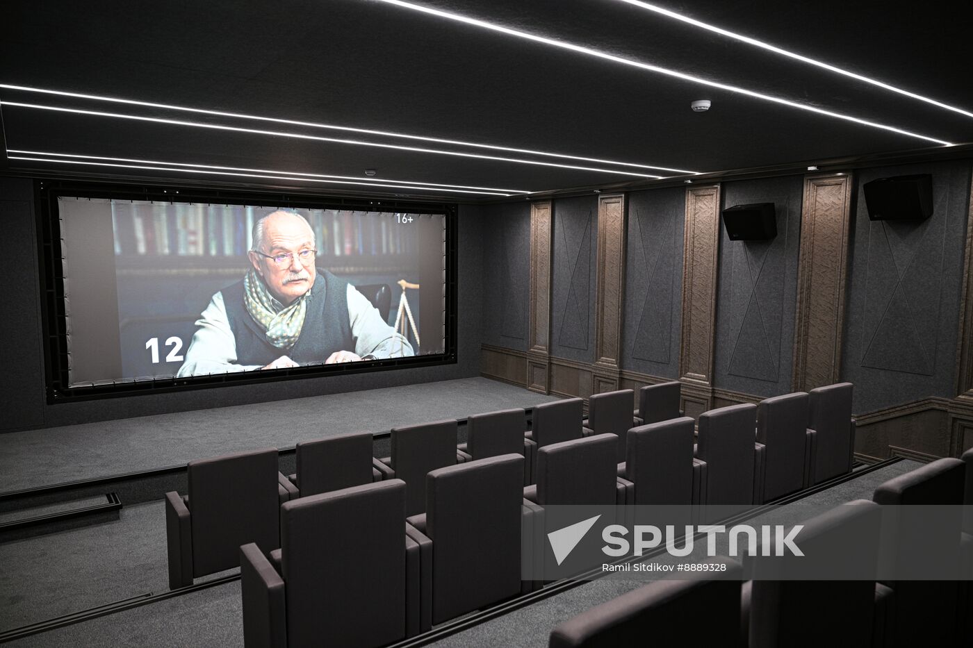 Russia Theatre 12 Workshop