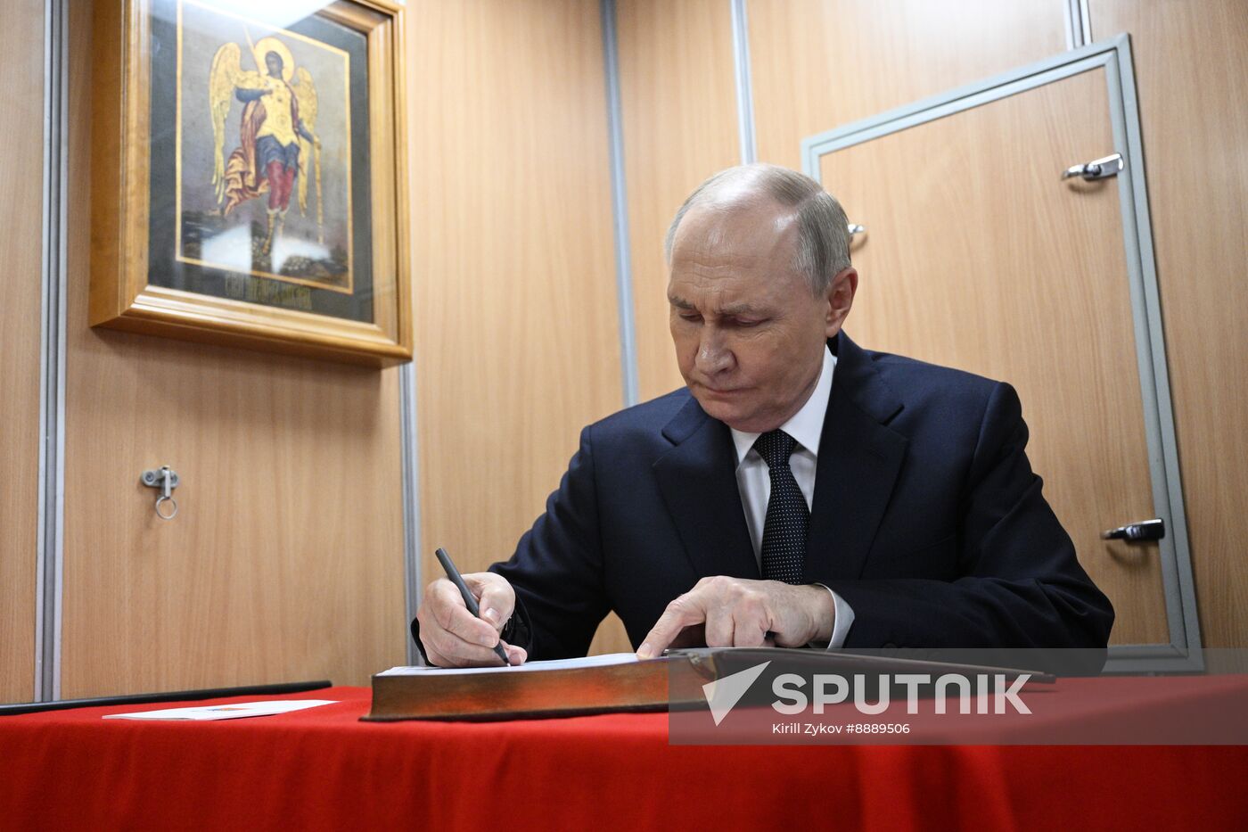 Russia Putin North Western Federal District