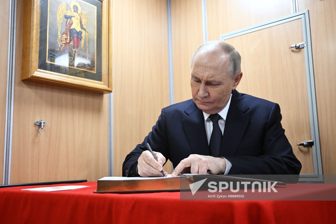 Russia Putin North Western Federal District