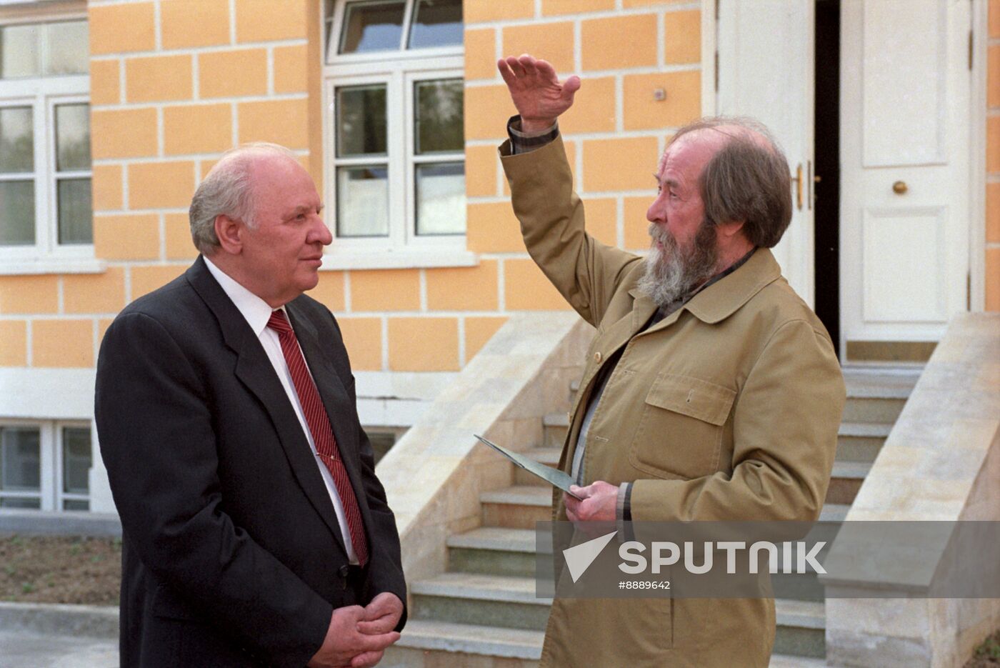 Yegor Stroyev and Alexander Solzhenitsyn