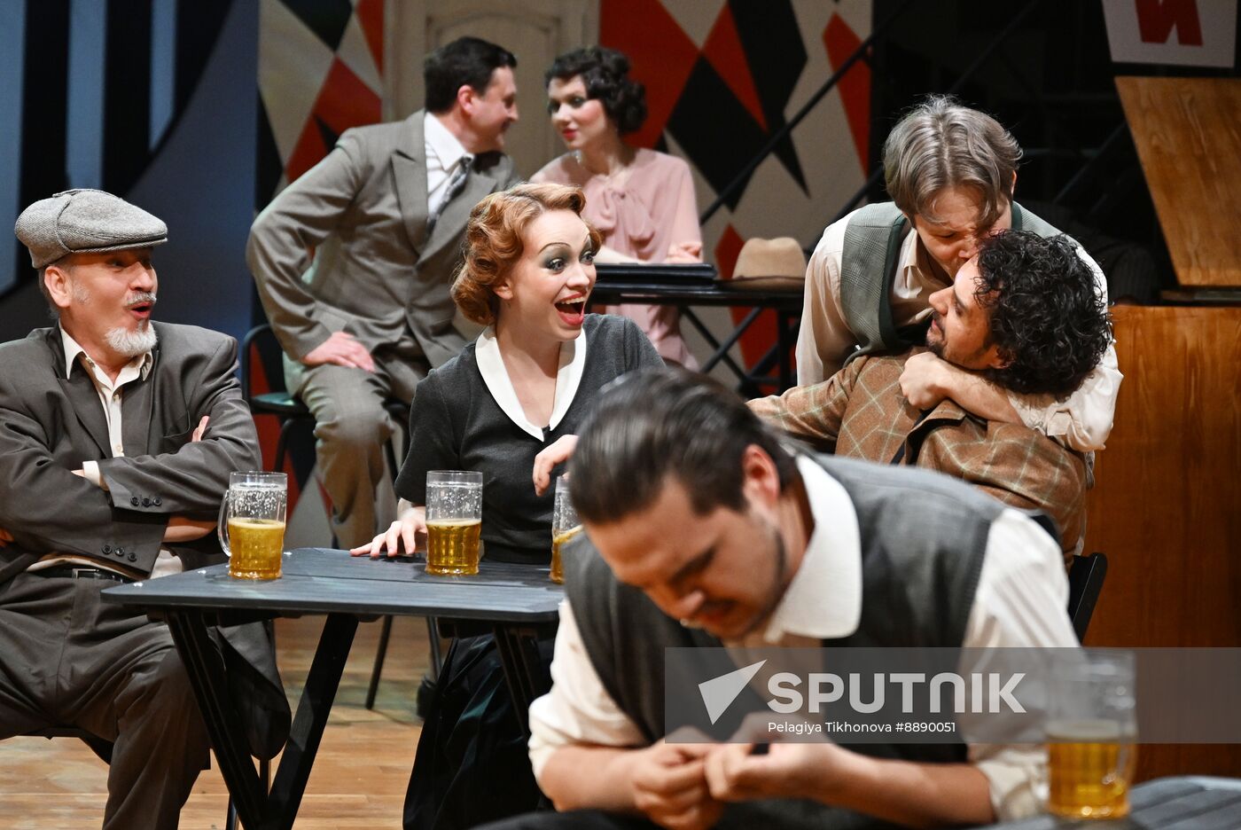 Russia Theatre Envy
