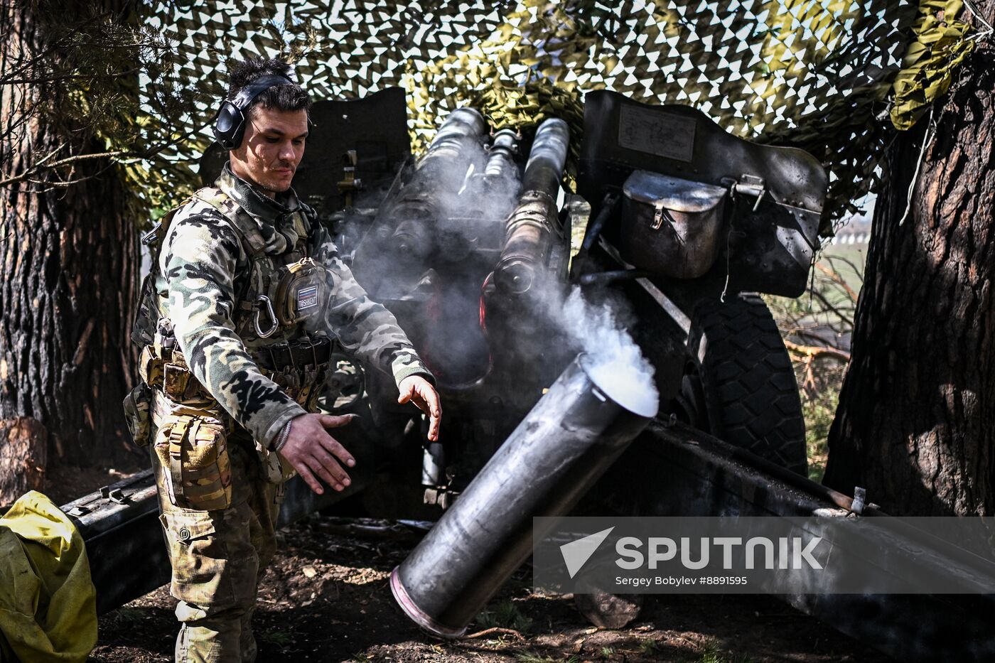 Russia Ukraine Kursk Attack Artillery Unit