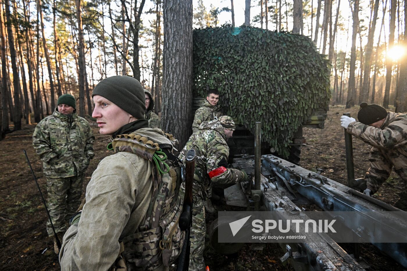 Russia Ukraine Kursk Attack Artillery Unit