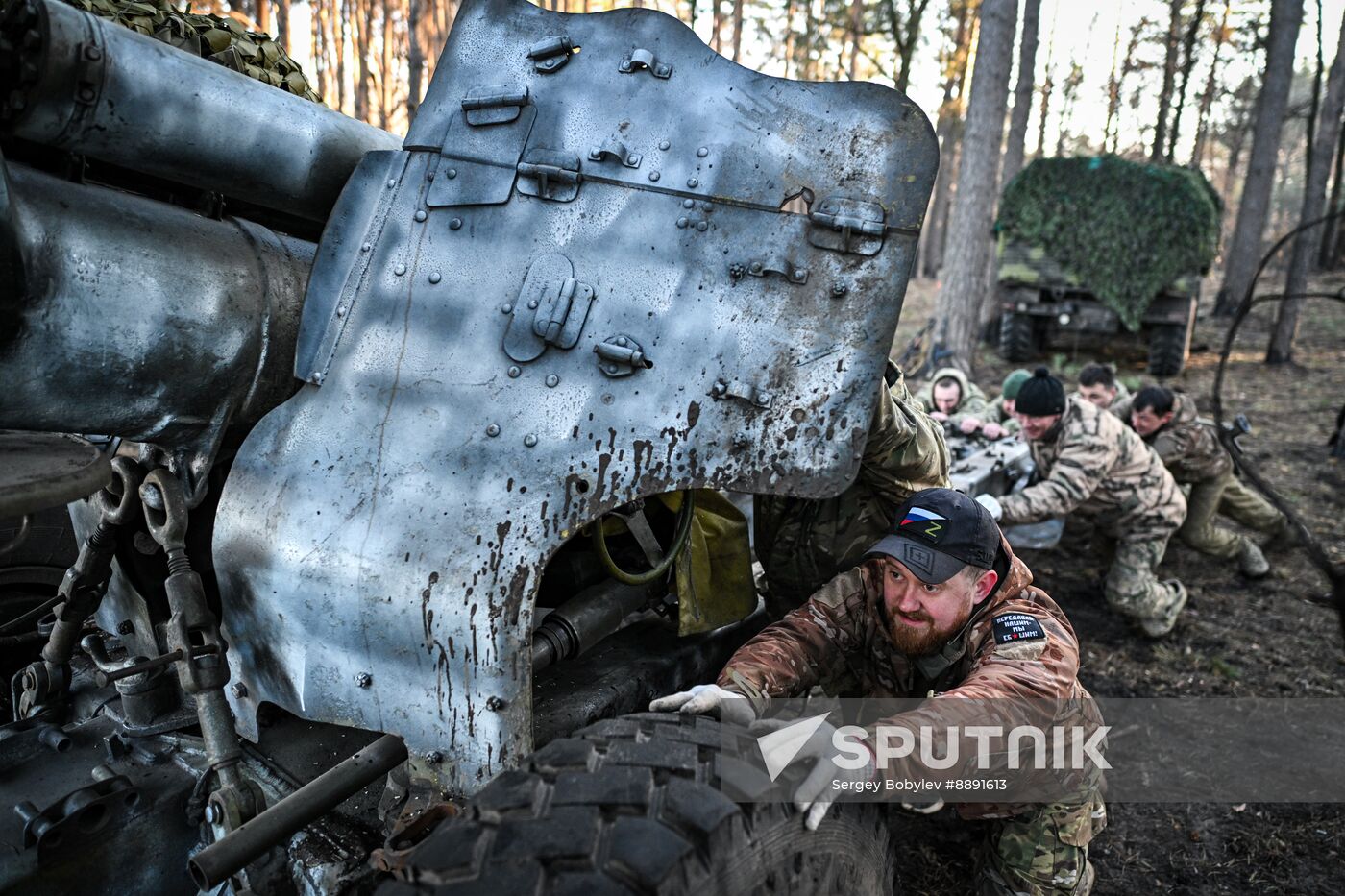 Russia Ukraine Kursk Attack Artillery Unit