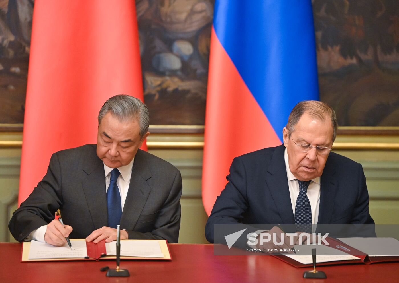 Russia China Foreign Ministers