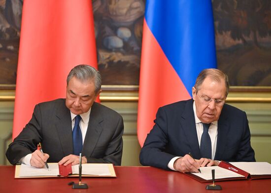 Russia China Foreign Ministers