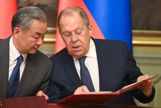 Russia China Foreign Ministers