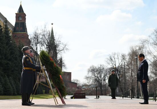 Russia Vietnam Wreath Laying