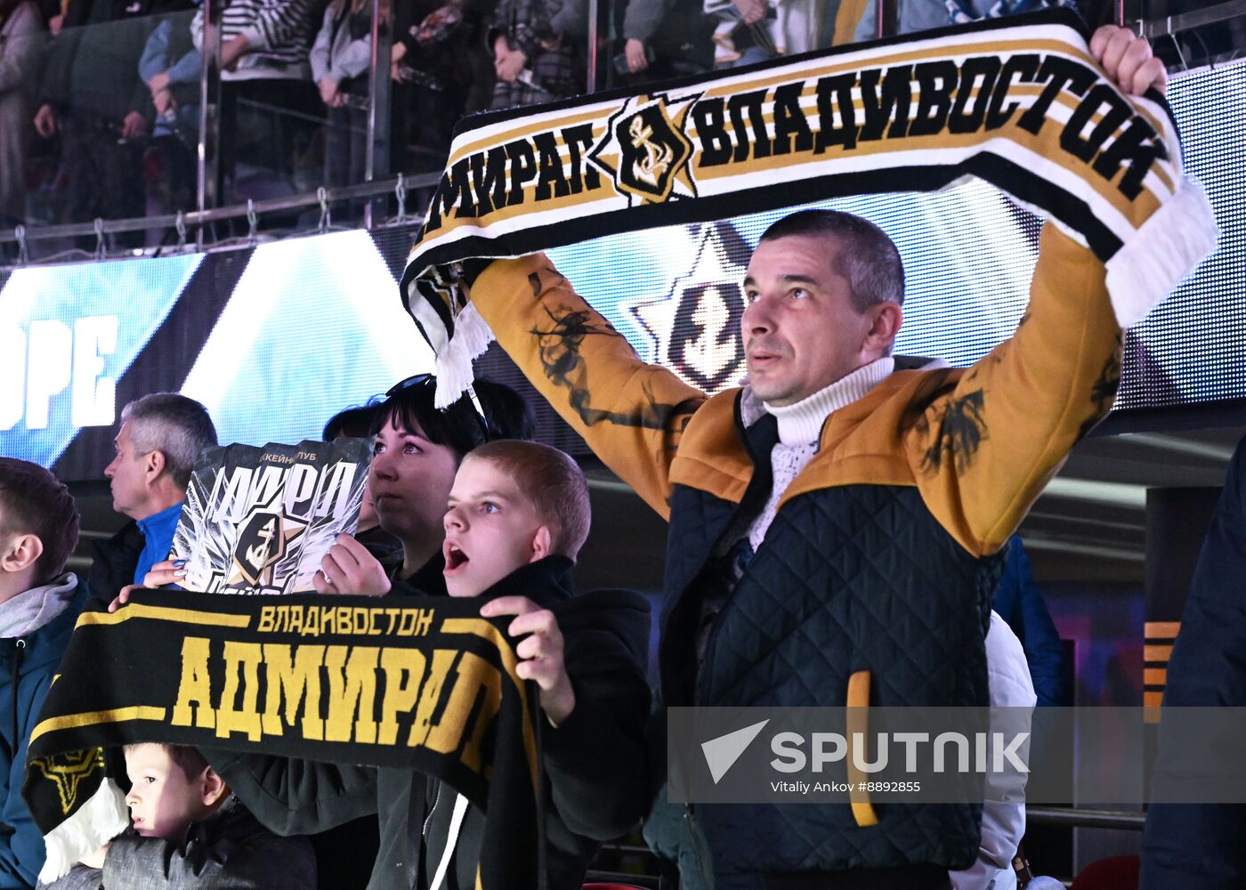 Russia Ice Hockey Kontinental League Admiral - Traktor