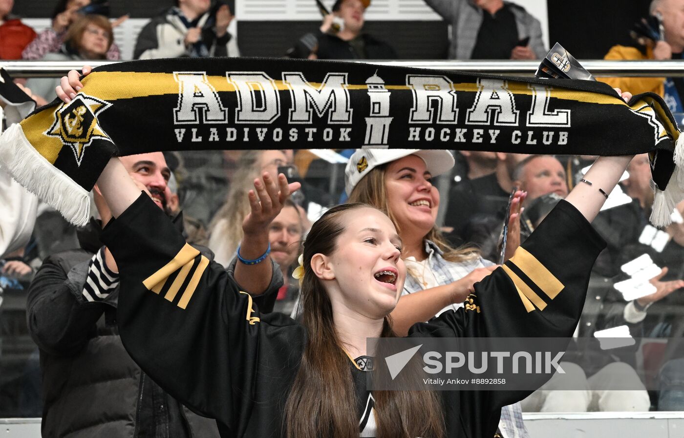 Russia Ice Hockey Kontinental League Admiral - Traktor