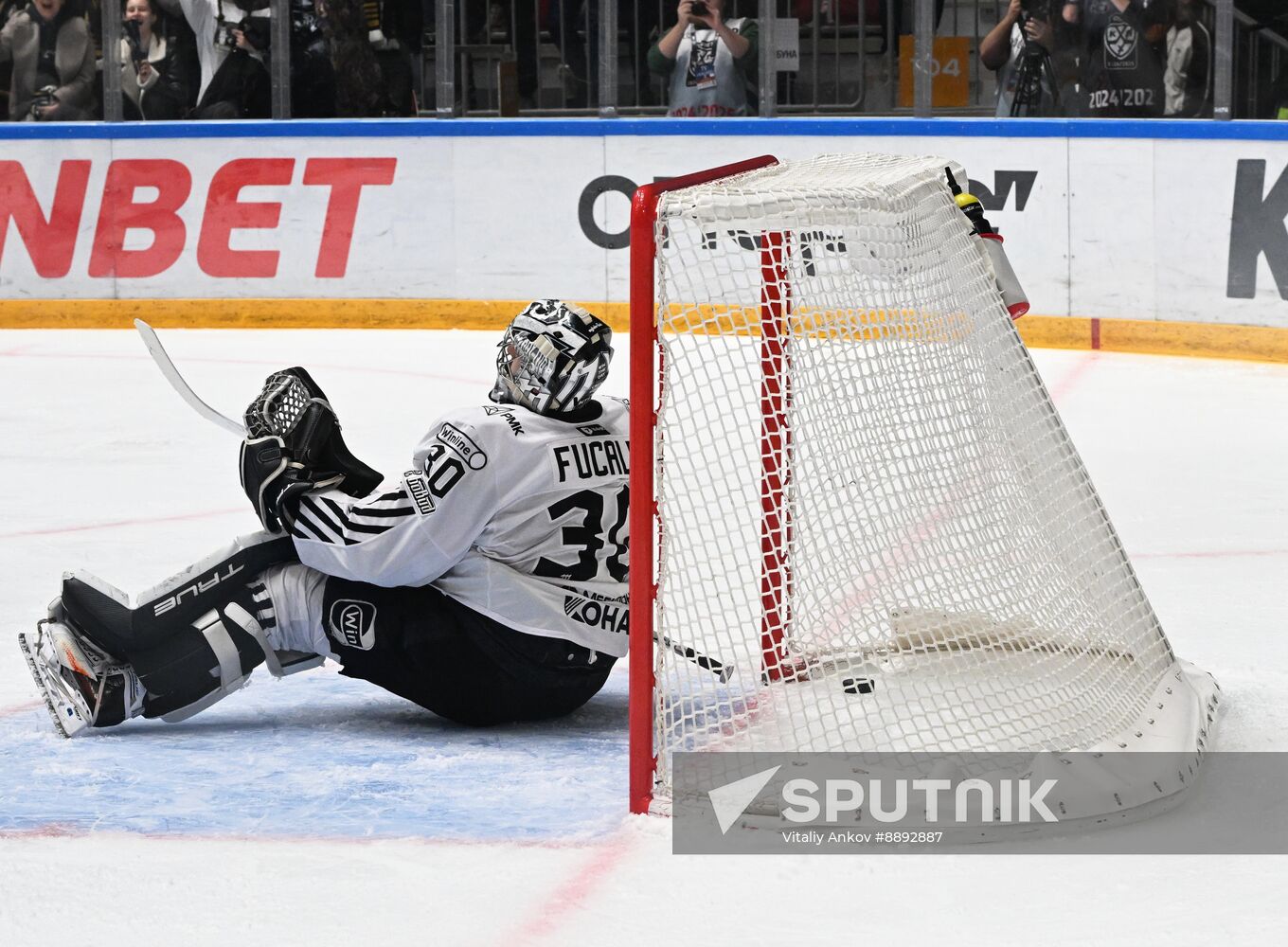 Russia Ice Hockey Kontinental League Admiral - Traktor