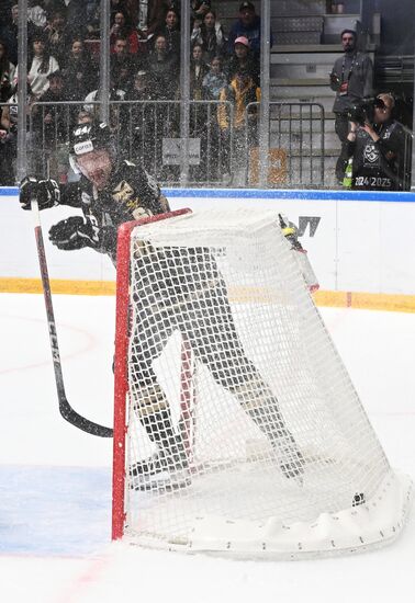 Russia Ice Hockey Kontinental League Admiral - Traktor