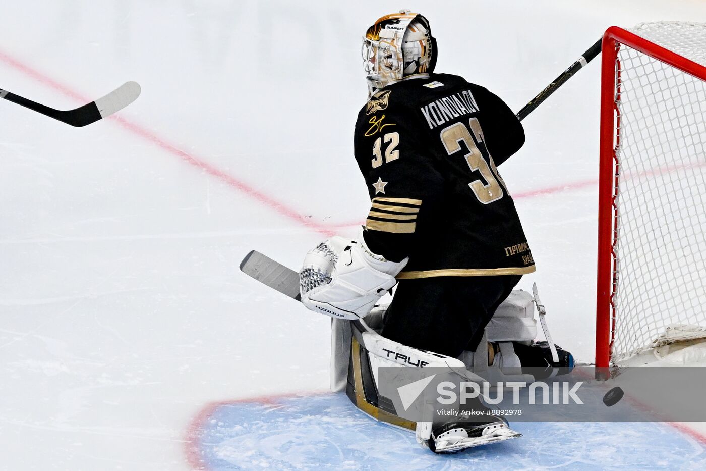 Russia Ice Hockey Kontinental League Admiral - Traktor