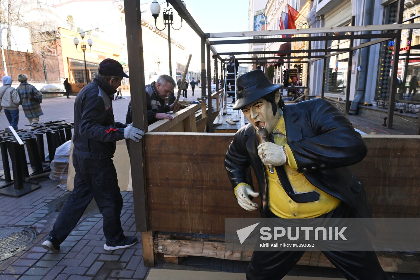 Russia Public Catering Summer Season Preparations