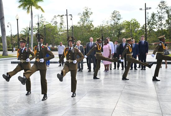 Cuba Russia