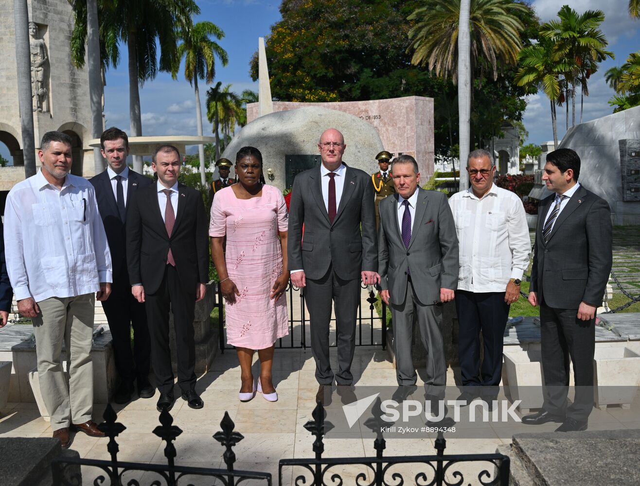 Cuba Russia