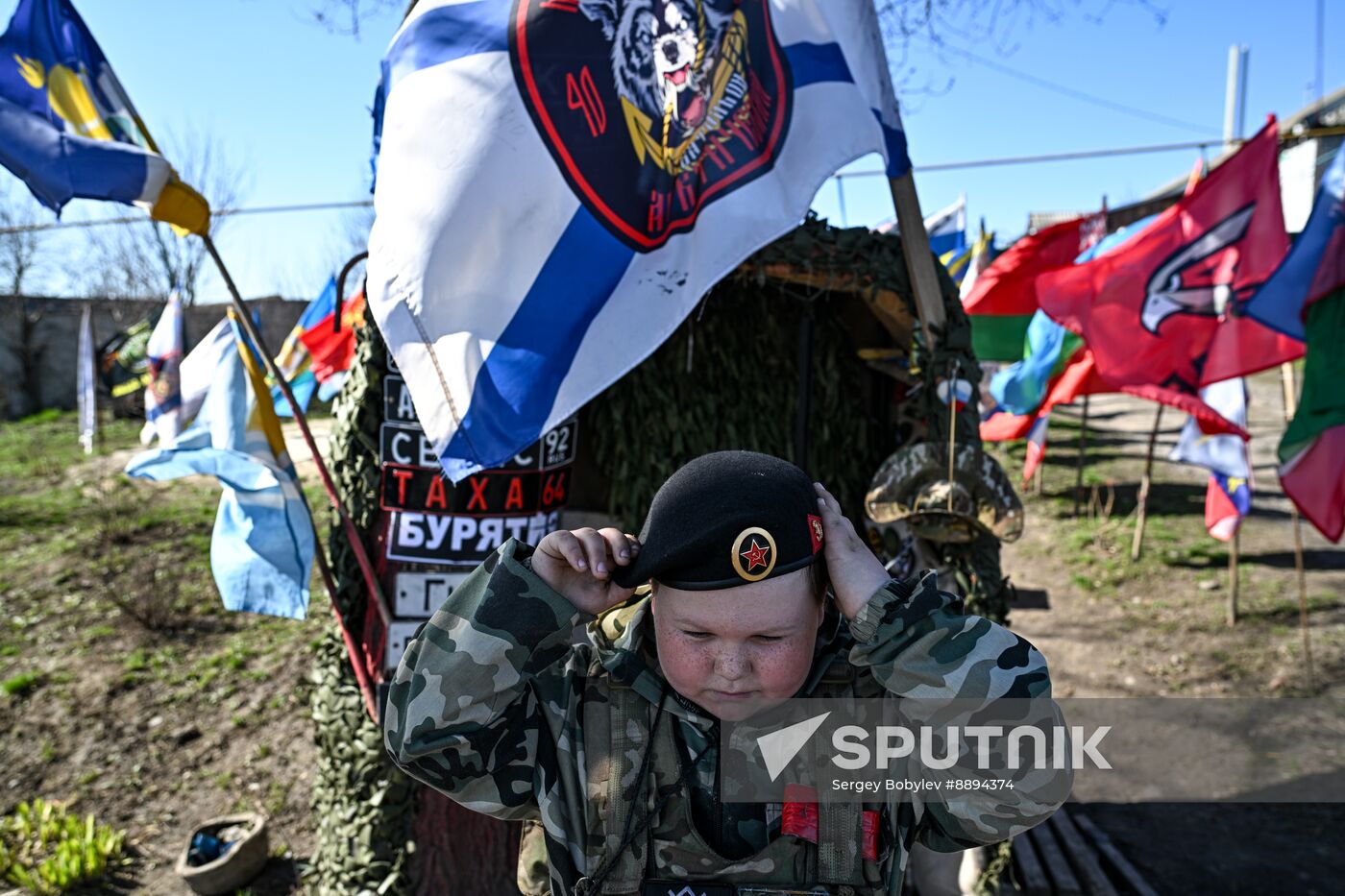 Russia Ukraine Kursk Attack Troops Support