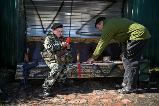 Russia Ukraine Kursk Attack Troops Support