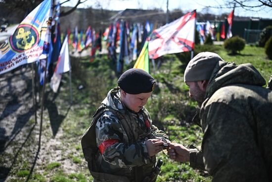 Russia Ukraine Kursk Attack Troops Support