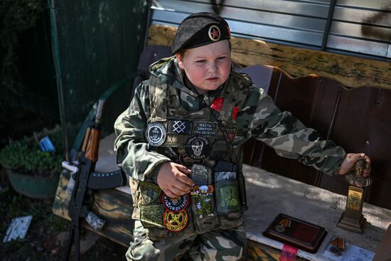 Russia Ukraine Kursk Attack Troops Support