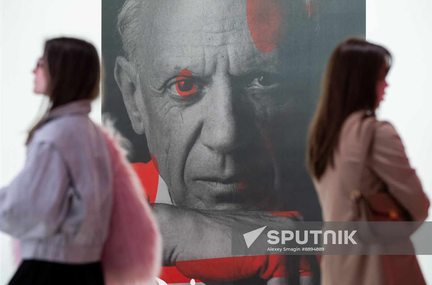 Russia Art Picasso Exhibition