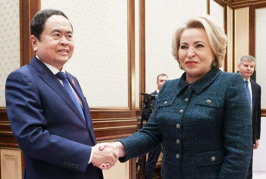 Uzbekistan Russia Parliament