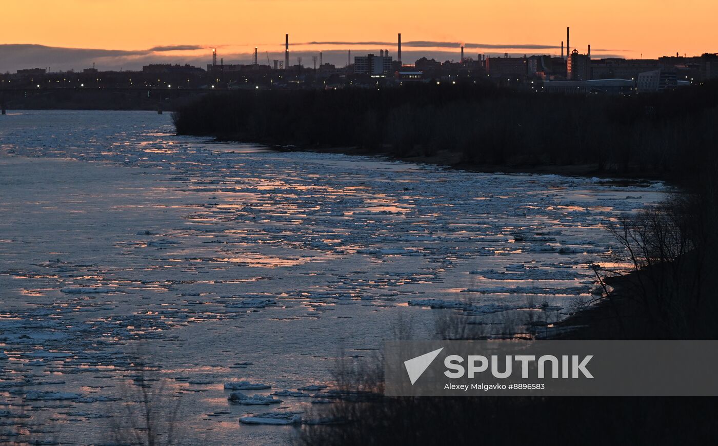 Russia Siberia Ice Drift
