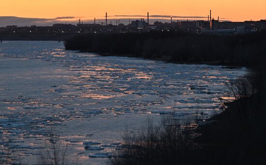 Russia Siberia Ice Drift