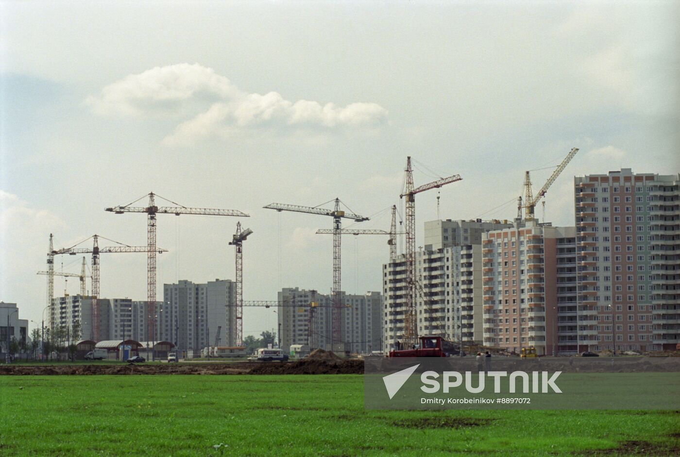 Maryinsky Park residential area construction in Moscow