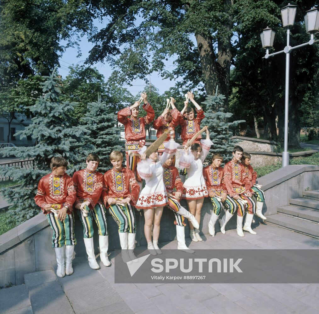 Merry Spooners, old Russian game