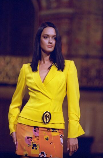 New collection Spring-summer 2001 by fashion designer Valentin Yudashkin