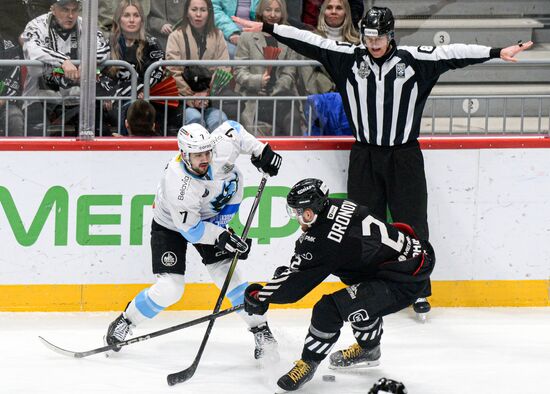 Russia Ice Hockey Continental League Traktor - Dinamo
