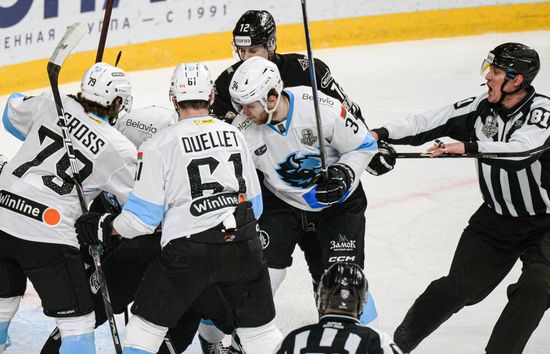 Russia Ice Hockey Continental League Traktor - Dinamo