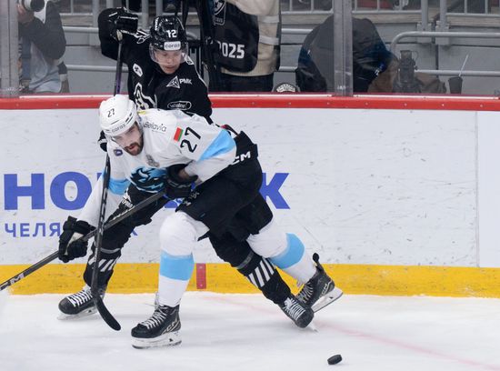 Russia Ice Hockey Continental League Traktor - Dinamo