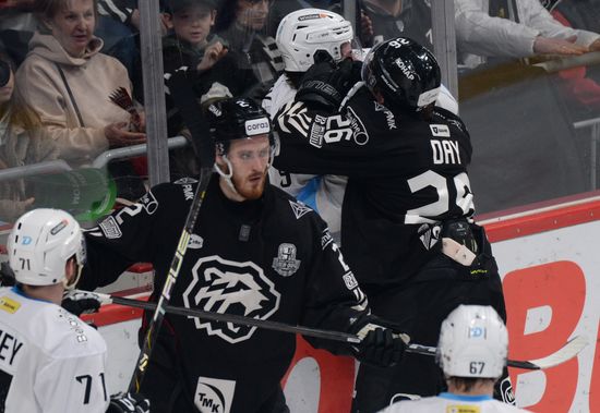 Russia Ice Hockey Continental League Traktor - Dinamo