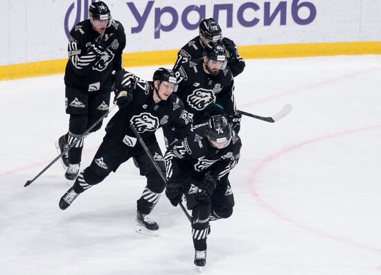 Russia Ice Hockey Continental League Traktor - Dinamo