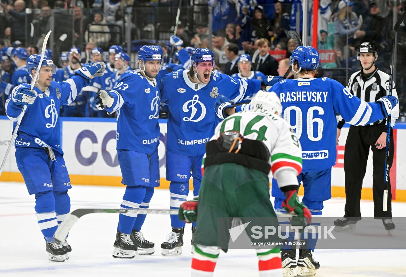 Russia Ice Hockey Continental League Dynamo - Ak Bars