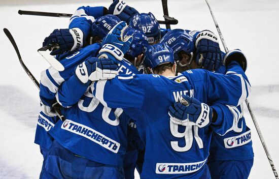 Russia Ice Hockey Continental League Dynamo - Ak Bars