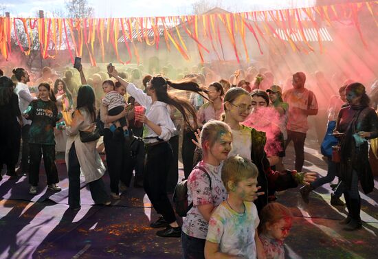 Russia Holi Festival