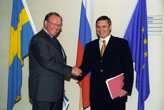 Russian Prime Minister Mikhail Kasyanov visits Sweden