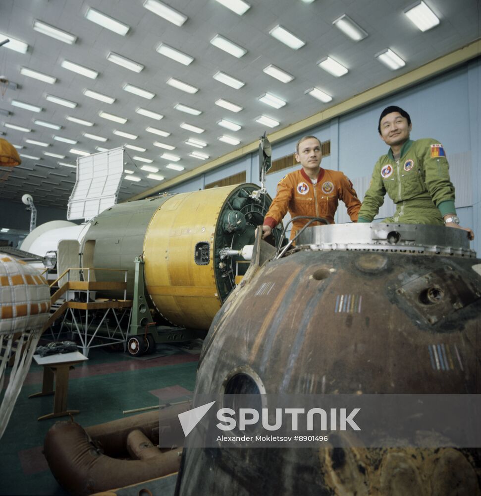 Soyuz-39